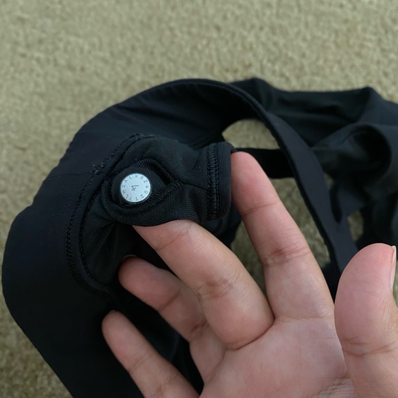 Lululemon sports bra - Picture 3 of 3